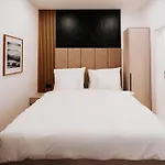 Veluna One شقة فندقية