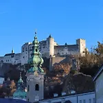 Veluna One
