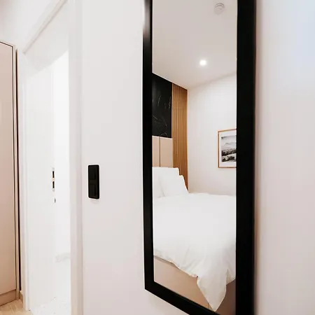 Veluna One Hotel 3*
