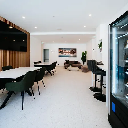 Veluna One Appart hôtel 3*
