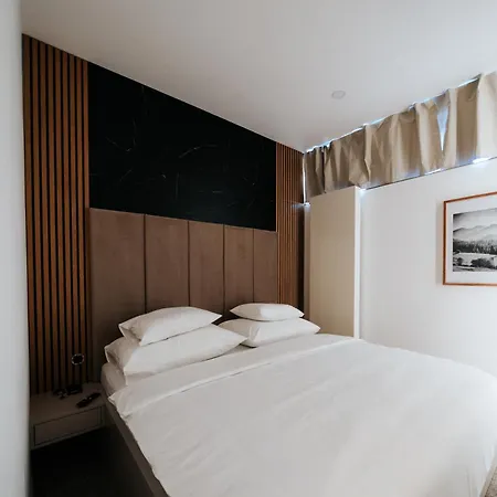 Veluna One Hotel 3*